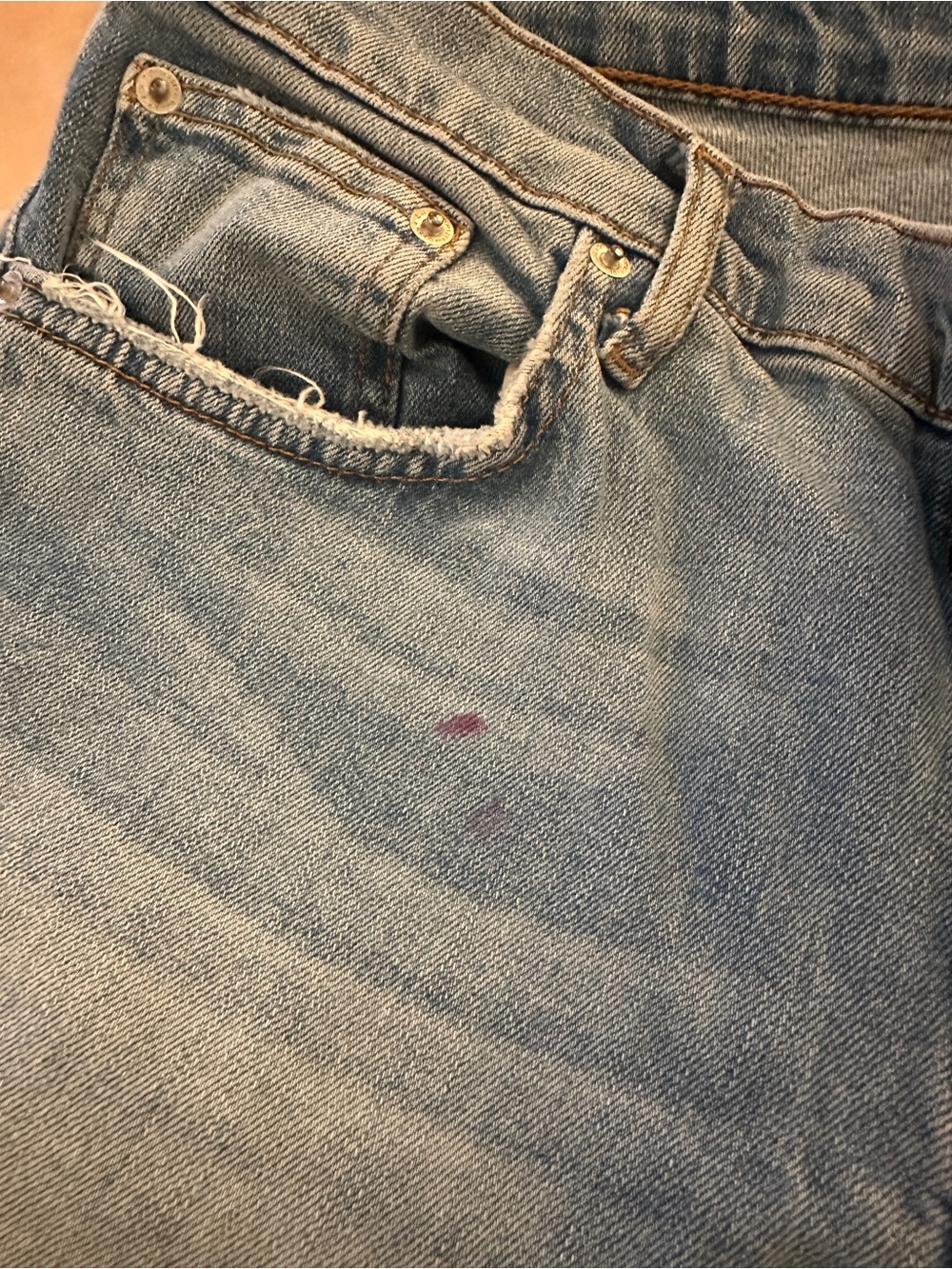 Zara Worn/Distressed Embroidered Floral Skinny Jeans - Picture 4 of 8